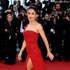 Cannes robe rouge