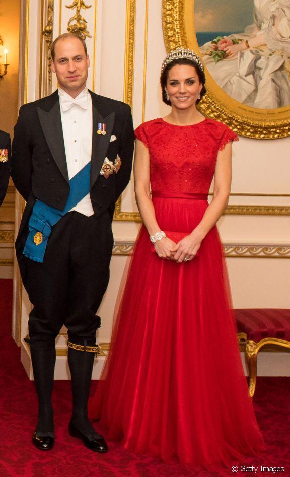 Kate middleton robe rouge