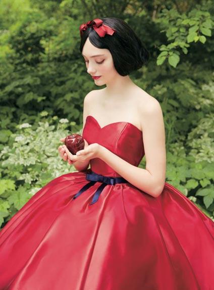 Princesse disney robe rouge