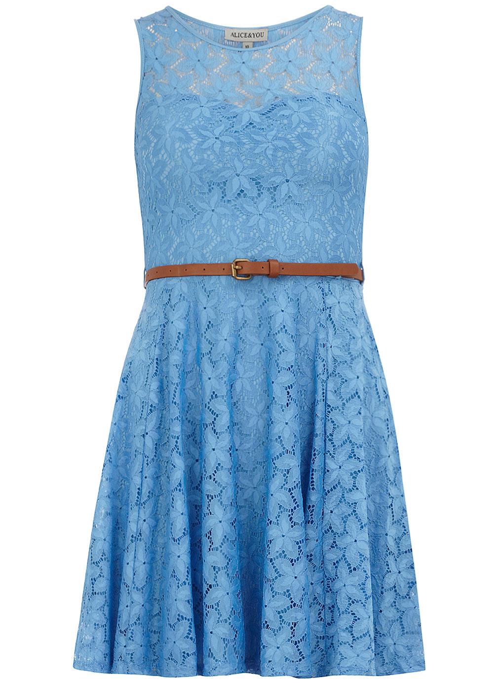 Robe bleu ciel dentelle