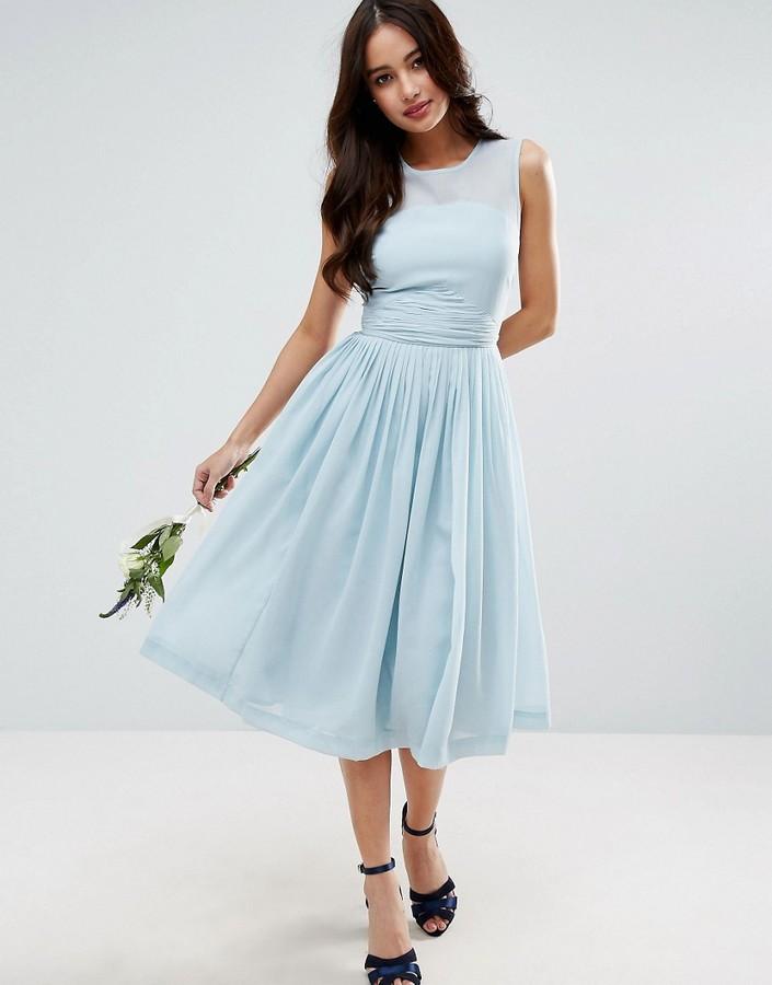 Robe bleu clair pour un mariage