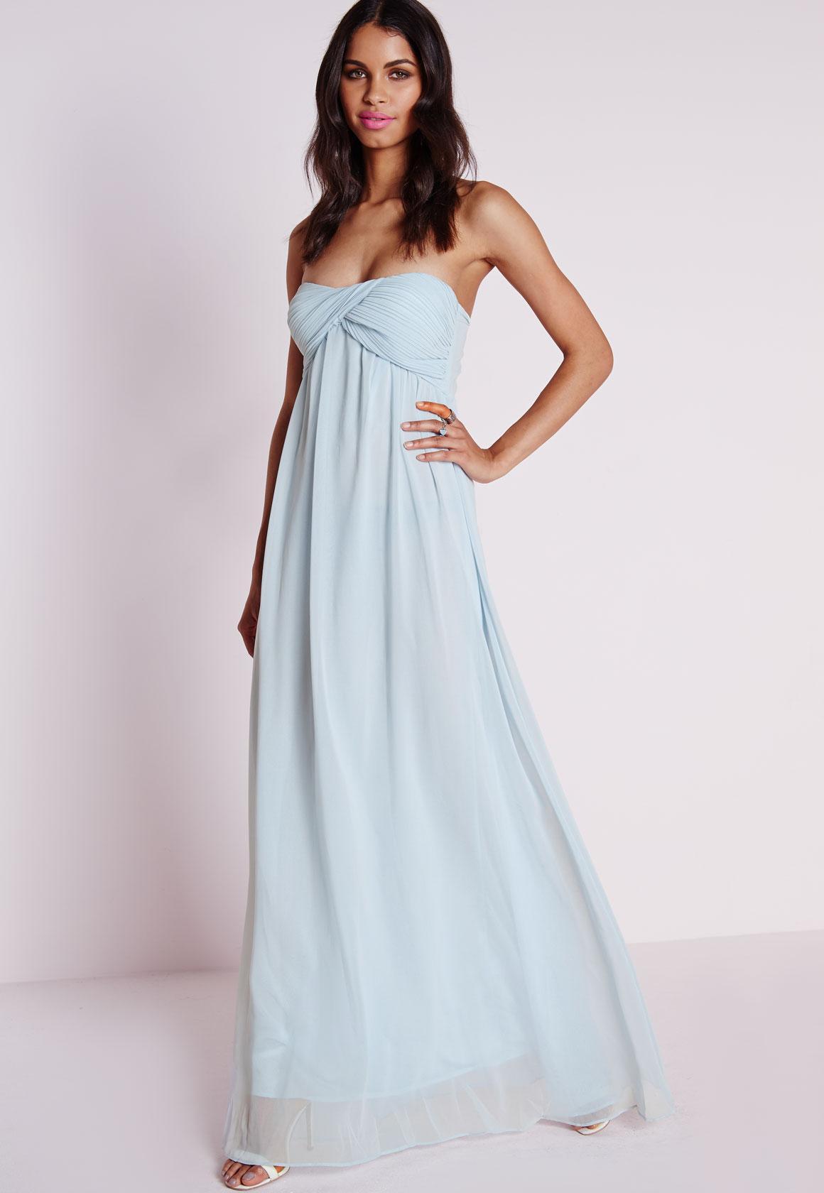 Robe bleu clair