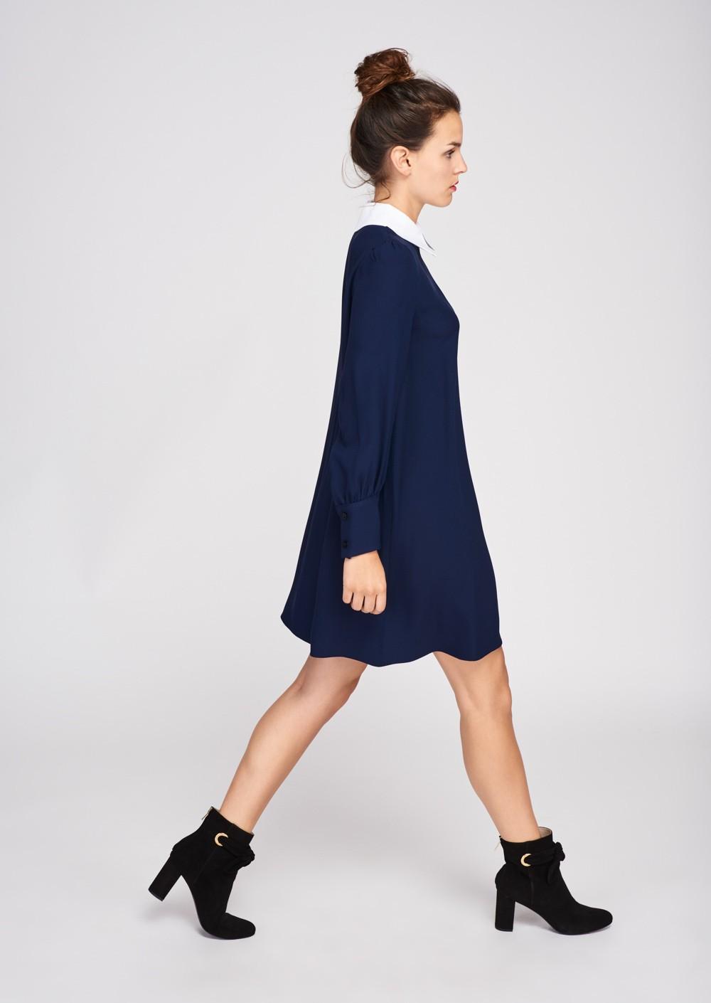 Robe bleu col claudine