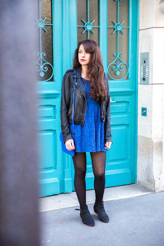 Robe bleu collant noir