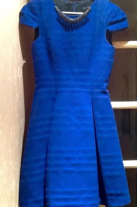 Robe bleu electrique zara