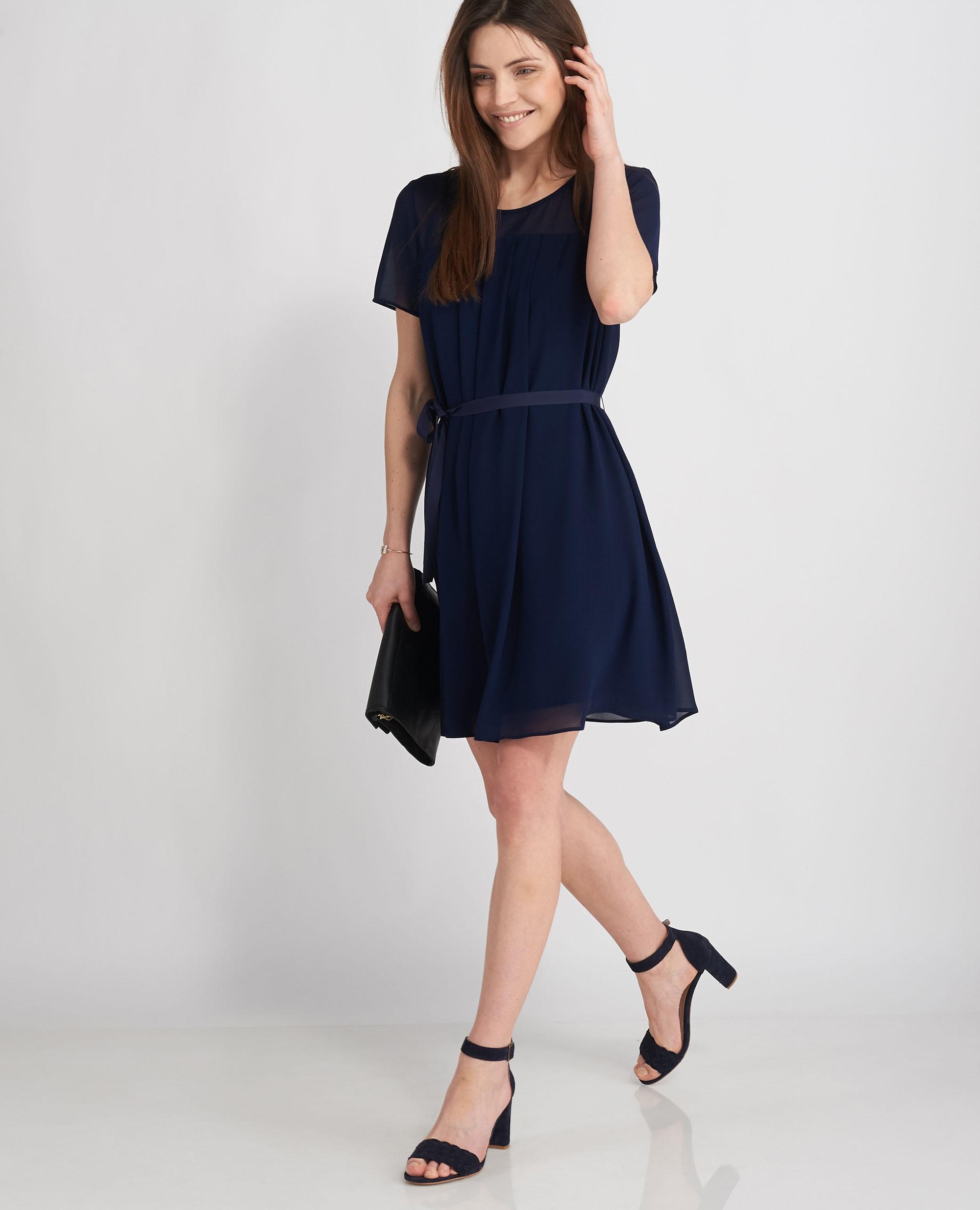 Robe bleu foncé