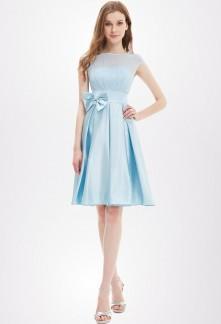 Robe bleu pastel