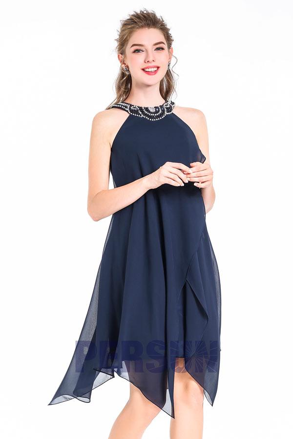 Robe de cocktail bleu nuit