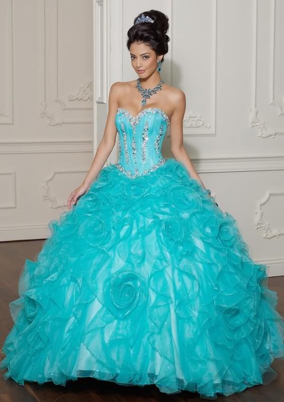 Robe de mariée bleu turquoise chocolat