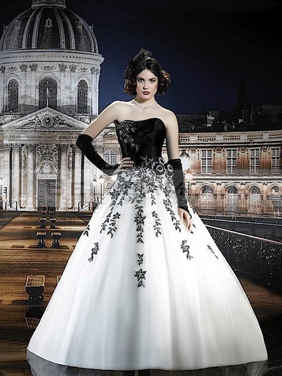 Robe de mariée bustier noir et blanc