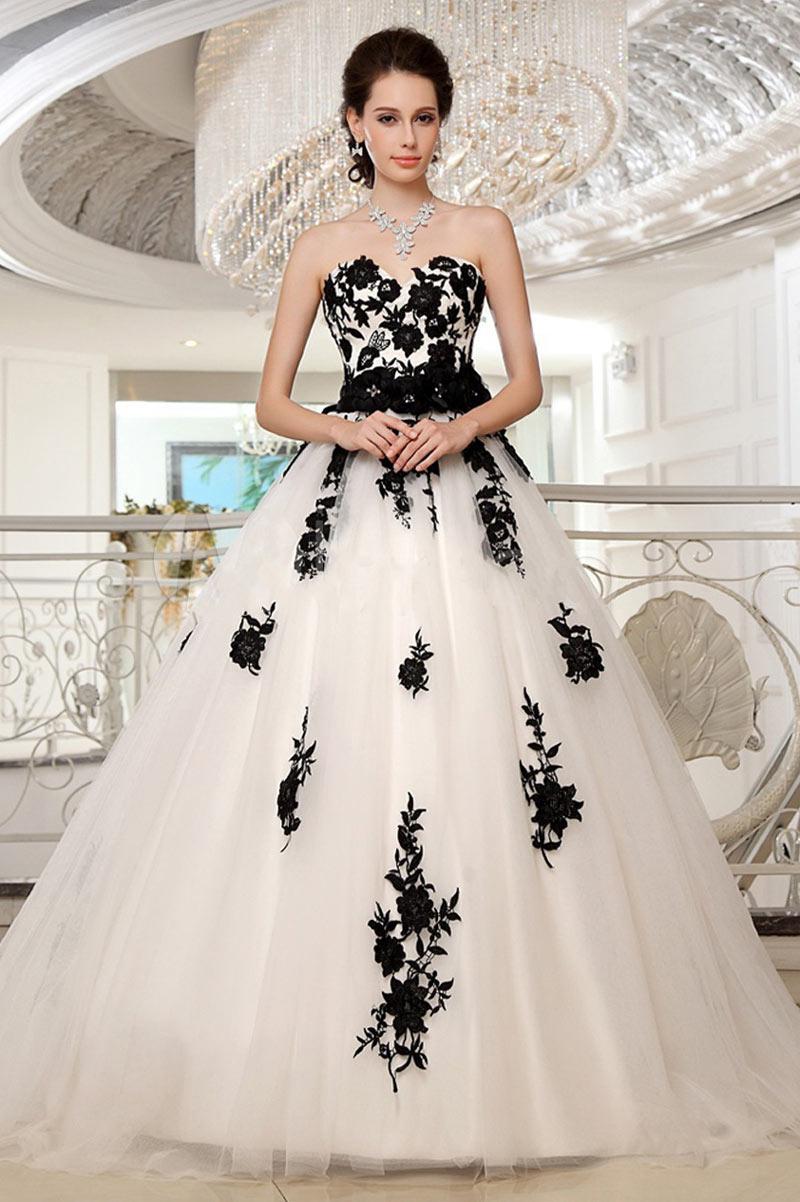 Robe de mariée noir et blanche