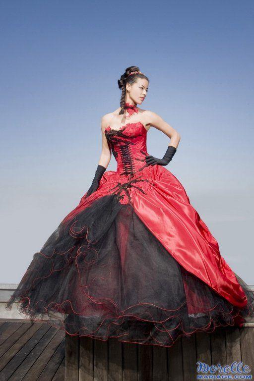 Robe de mariée noir et rouge