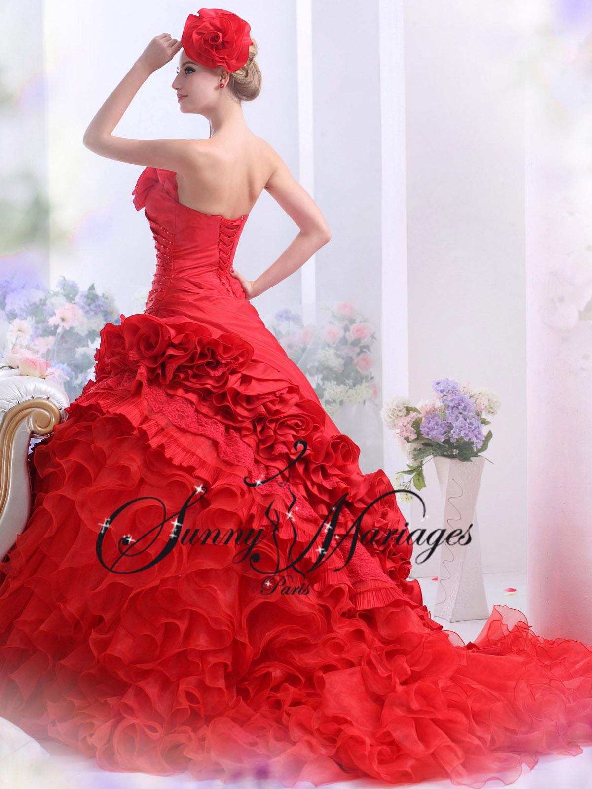 Robe de mariée rouge pas cher