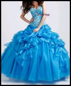 Robe de princesse bleu turquoise