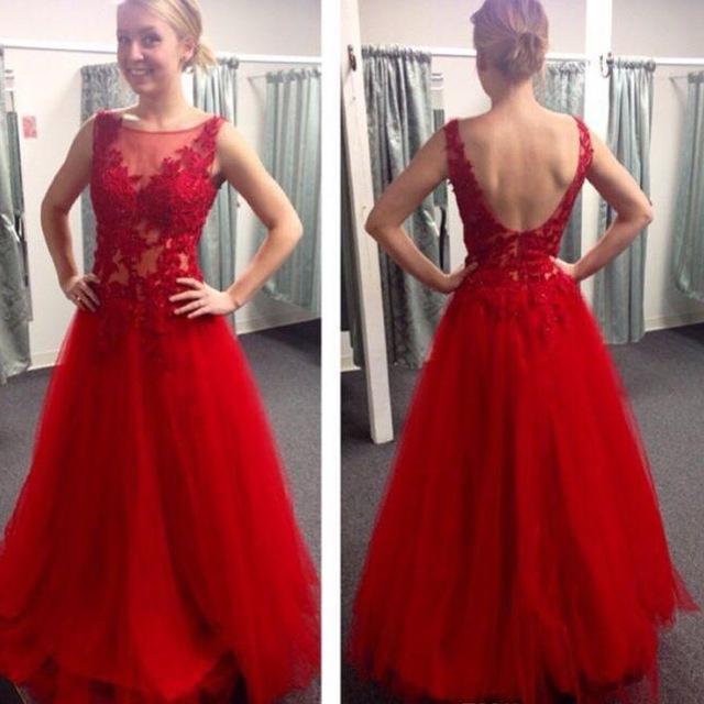 Robe de soirée dentelle rouge