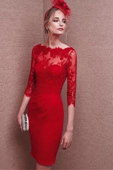 Robe de temoin rouge