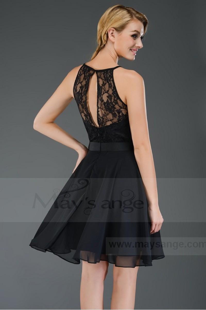 Robe dos dentelle noir