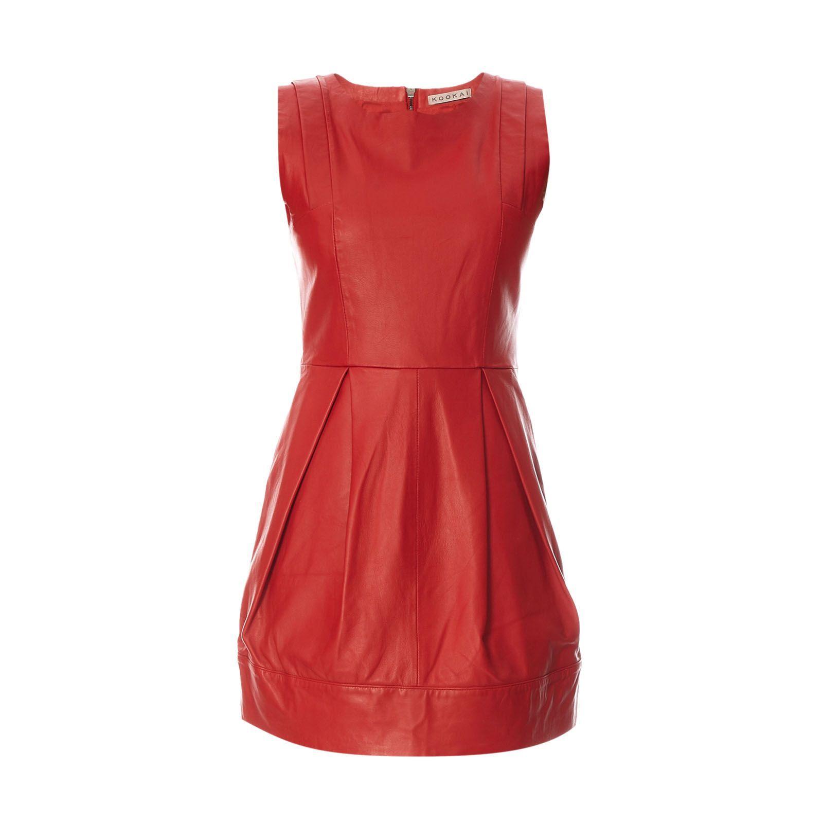 Robe en cuir rouge