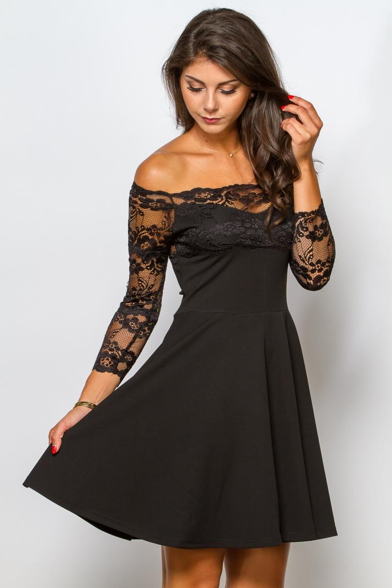 Robe en dentelle noir