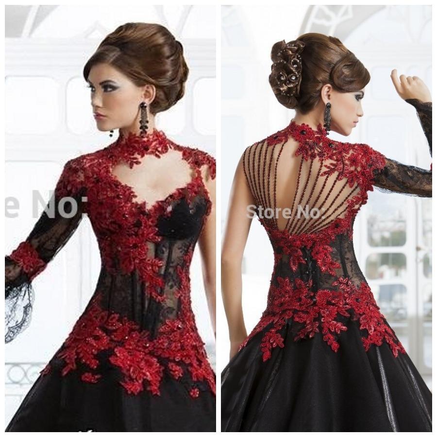 Robe gothique rouge et noir