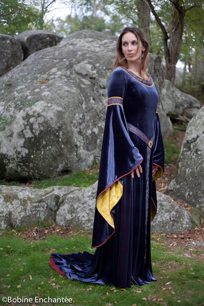 Robe médiévale princesse bleu