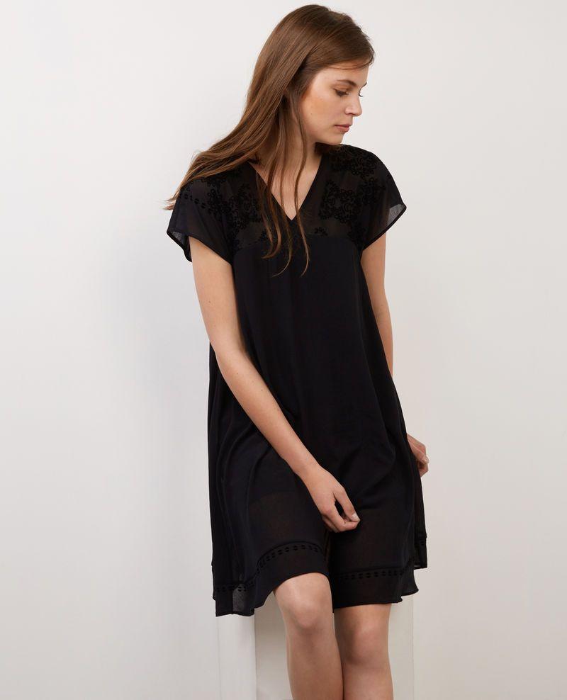 Robe noir ample