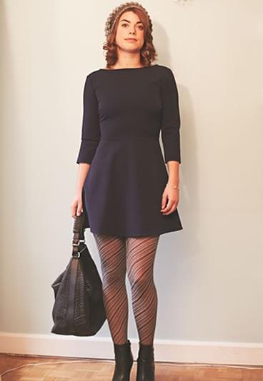 Robe noir avec collant noir