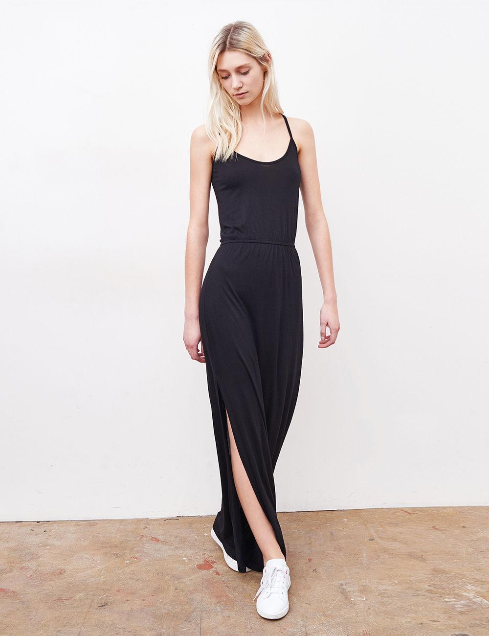 Robe noir longue simple