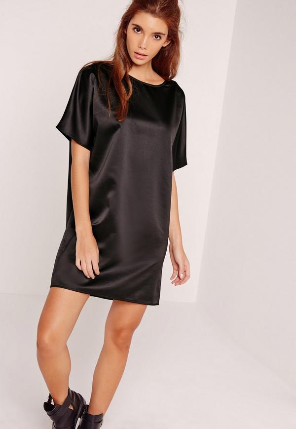 Robe noir satin