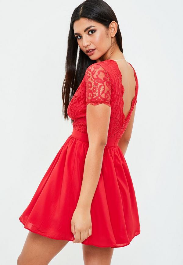 Robe patineuse rouge