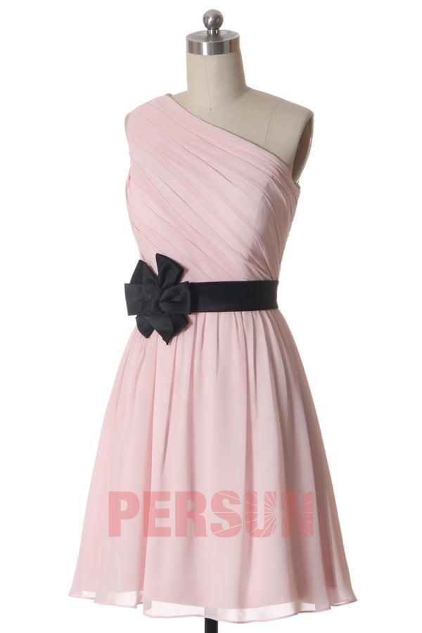 Robe rose pale et noir