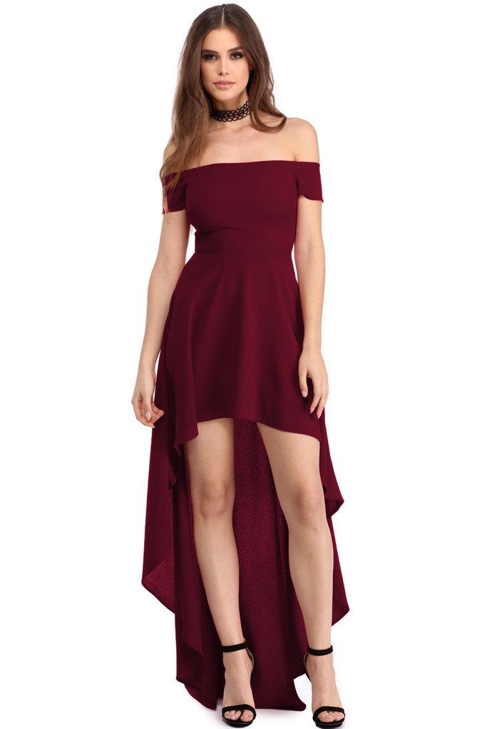 Robe rouge bordeaux