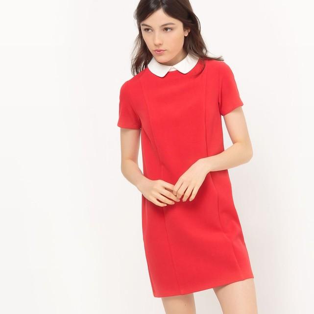 Robe rouge col claudine