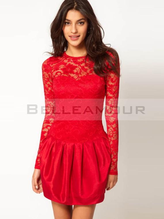 Robe rouge courte dentelle