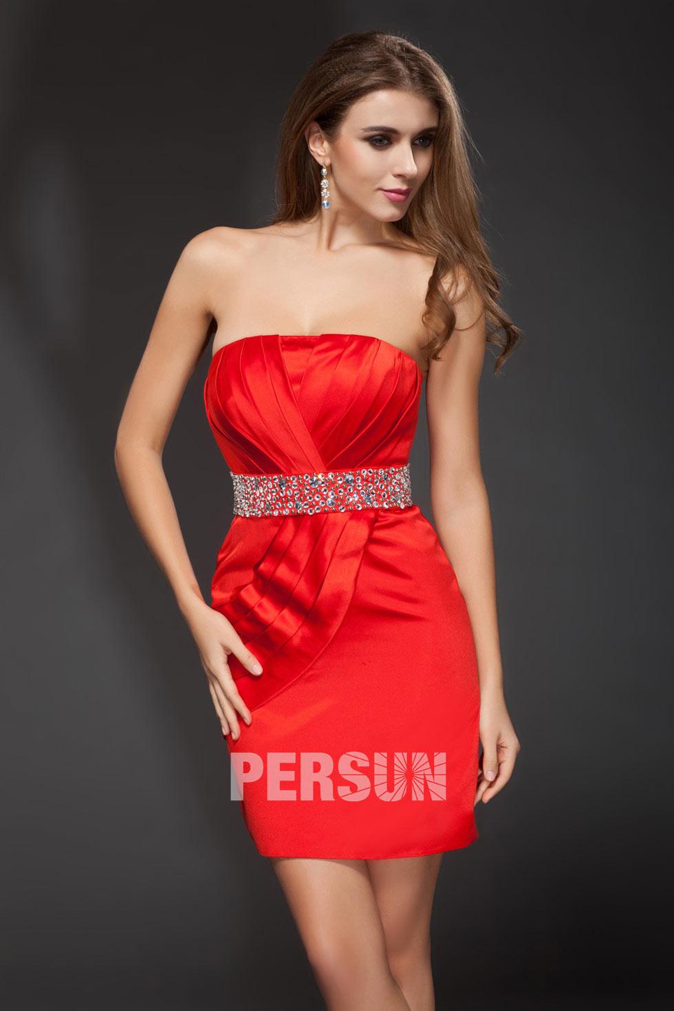 Robe rouge courte pour mariage