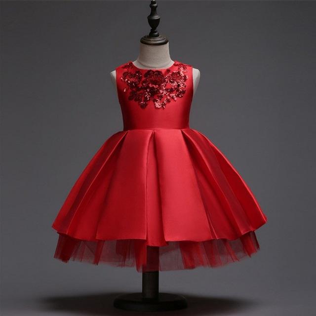 Robe rouge enfant