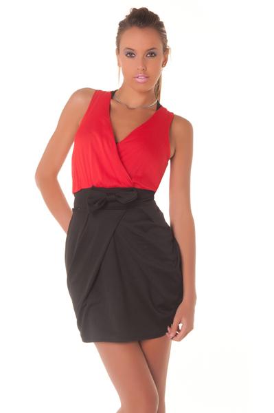 Robe rouge et noir femme