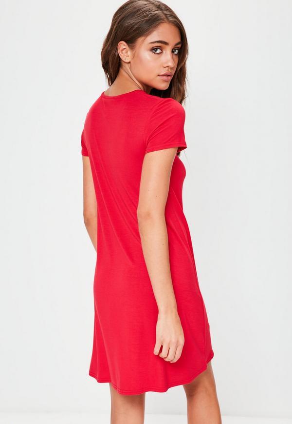 Robe rouge manche courte