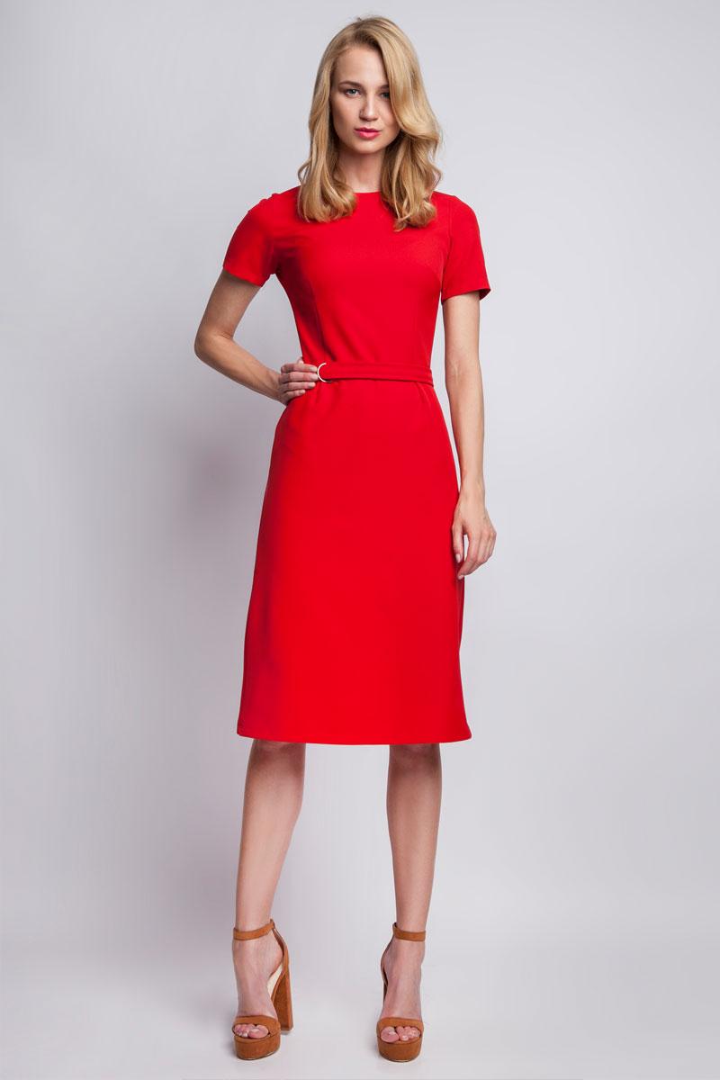 Robe rouge manche courte