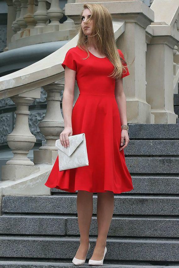 Robe rouge midi