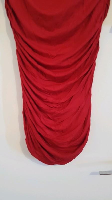 Robe rouge mim