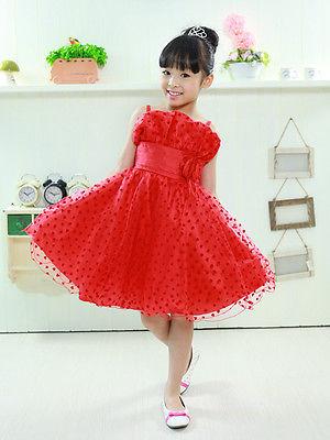 Robe rouge petite fille