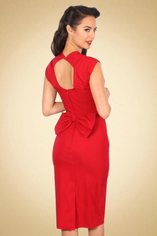 Robe rouge retro