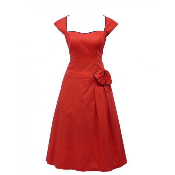 Robe rouge vintage