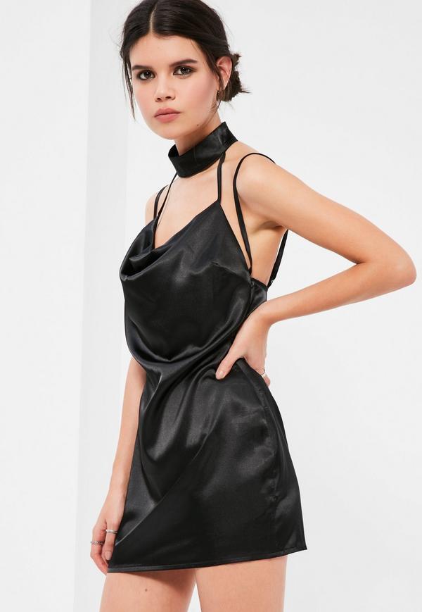 Robe satin noir