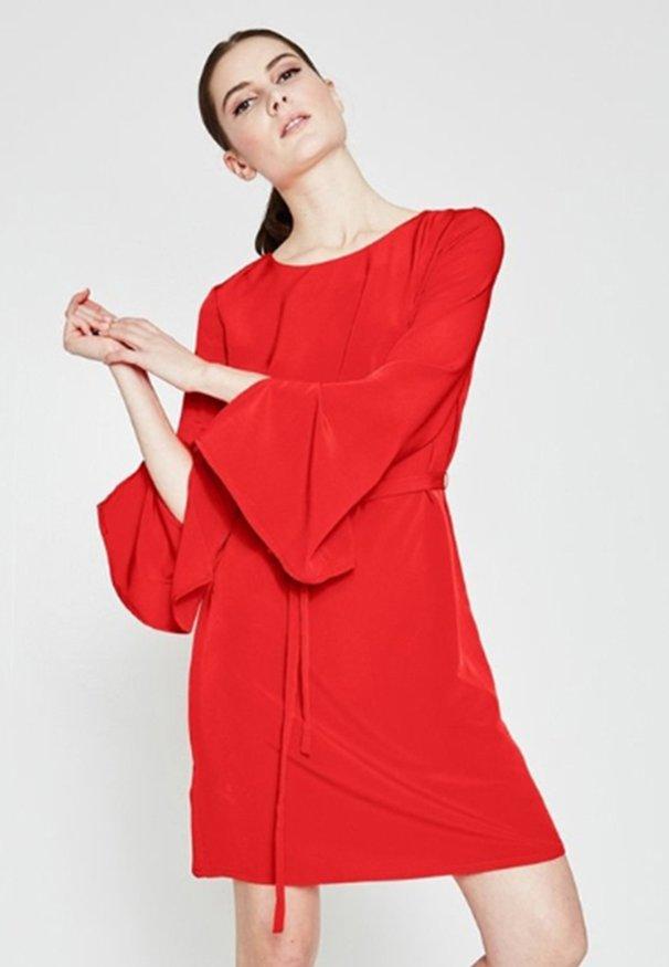 Zalando robe rouge